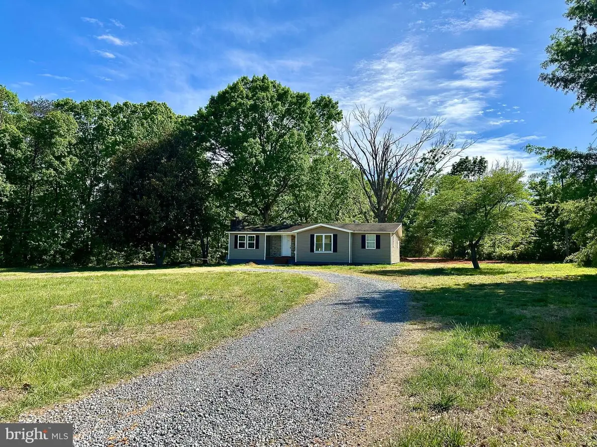 30494 Hicks Rd, Spotsylvania, VA 22551 - #1