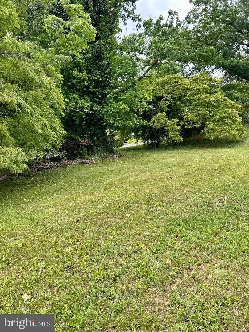 E Main St, Orange, VA 22960 - #1