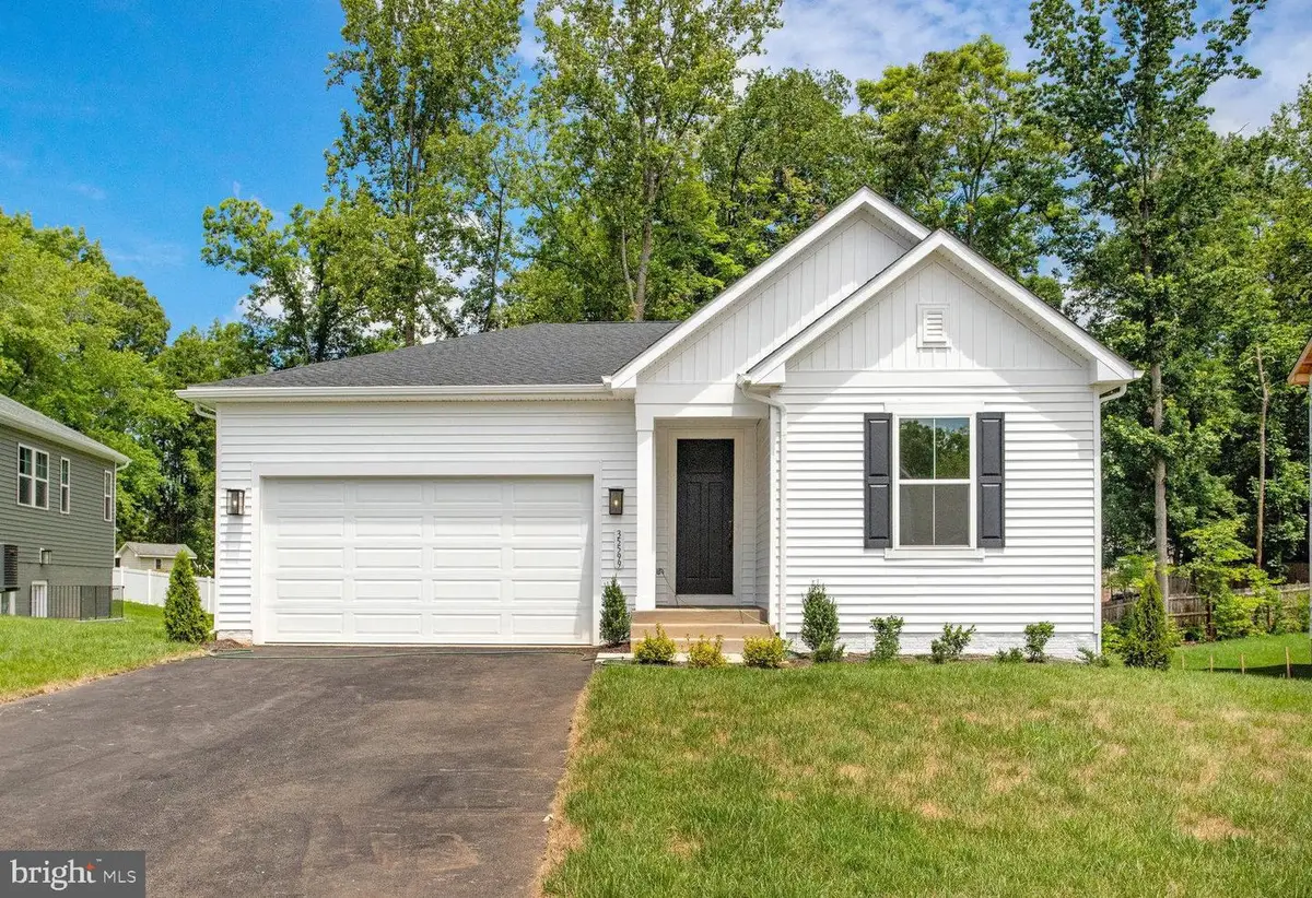 35599 Pine Needle Ln, Locust Grove, VA 22508 - #1