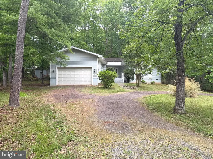 1309 Lakeview Pkwy, Locust Grove, VA 22508 - #2