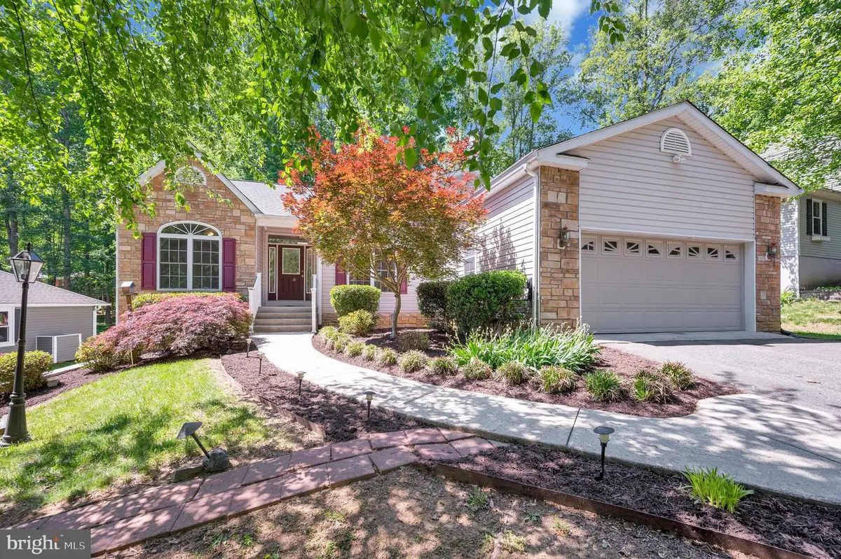 209 Sand Trap Ln, Locust Grove, VA 22508 - #1