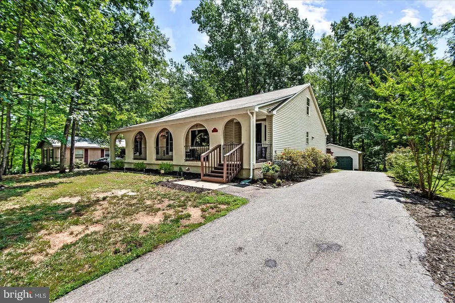 135 Washington St, Locust Grove, VA 22508 - #2
