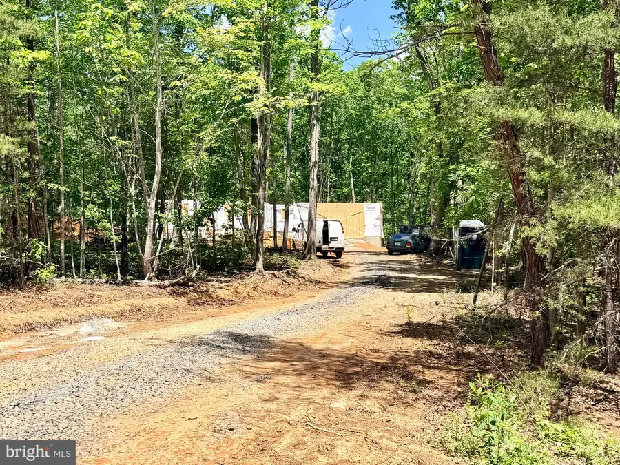 12234 Autumn Ridge Ln, Rhoadesville, VA 22542 - #2