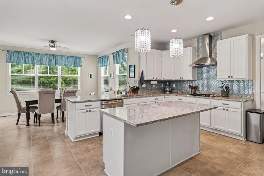 2446 Towering Oak Ct, Locust Grove, VA 22508 - #3