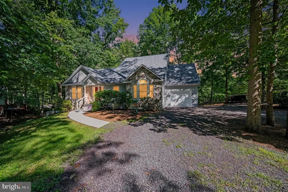 300 Edgehill Dr, Locust Grove, VA 22508 - #1