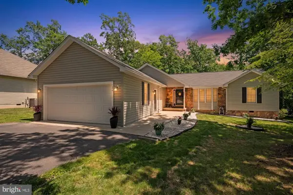 124 Republic Ave, LOCUST GROVE, VA 22508