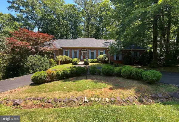 201 Green St, LOCUST GROVE, VA 22508