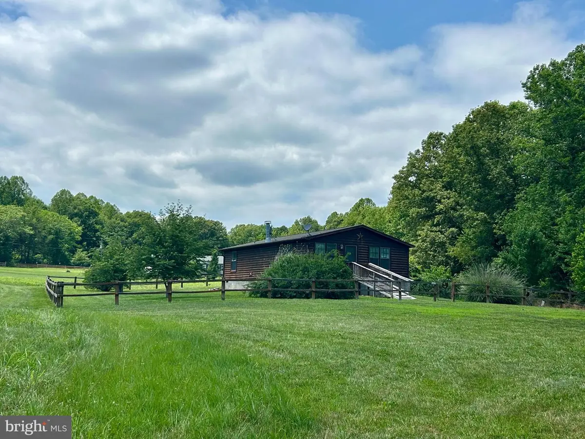 23221 Independence Rd, Unionville, VA 22567 - #1