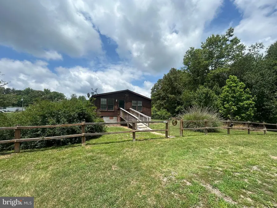 23221 Independence Rd, Unionville, VA 22567 - #2