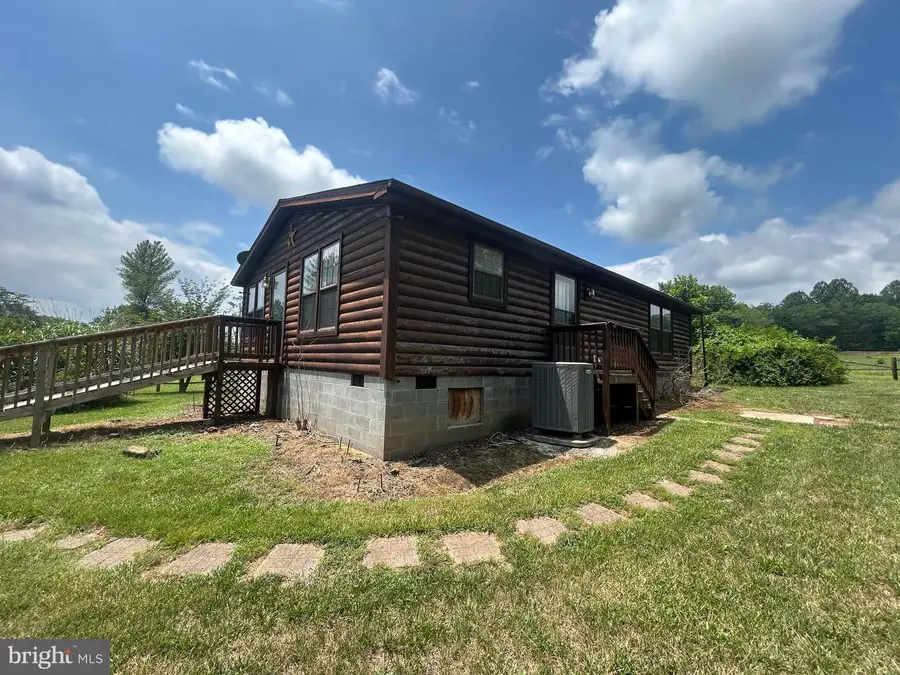 23221 Independence Rd, Unionville, VA 22567 - #3
