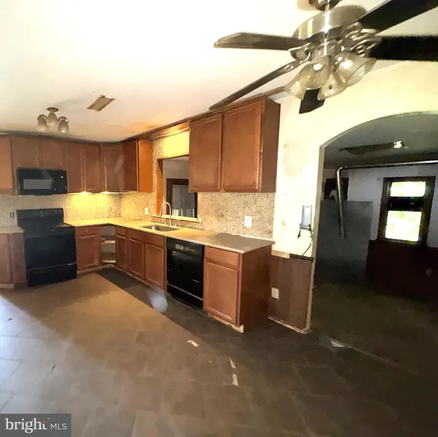 5504 Burr Hill Rd, Rhoadesville, VA 22542 - #2