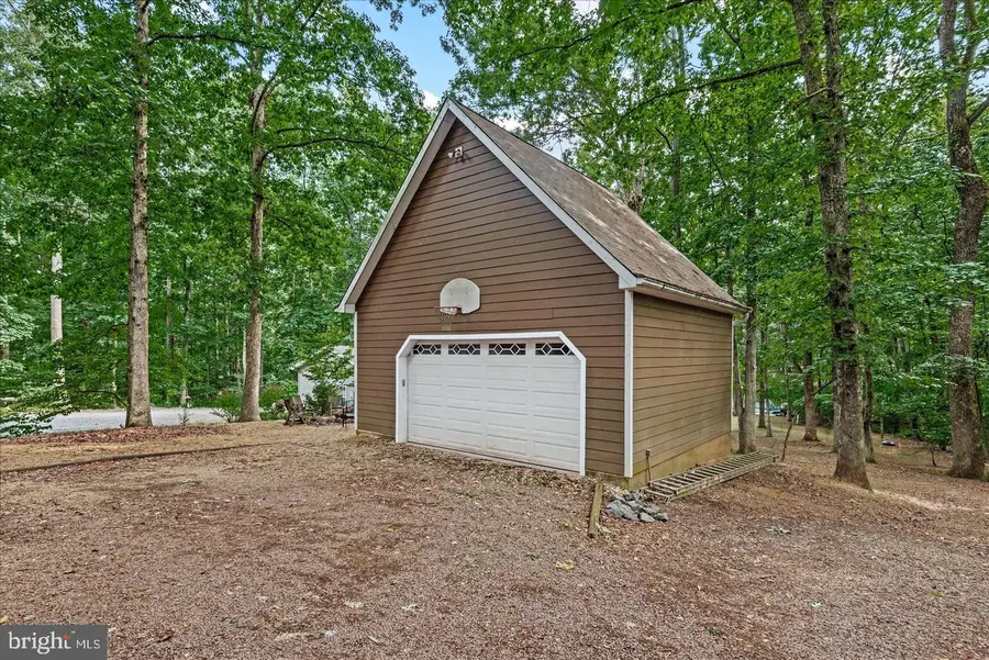 408 Westover Pkwy, Locust Grove, VA 22508 - #3