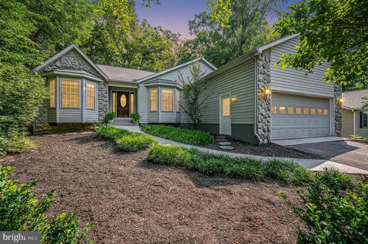 221 Birdie Rd, Locust Grove, VA 22508 - #1