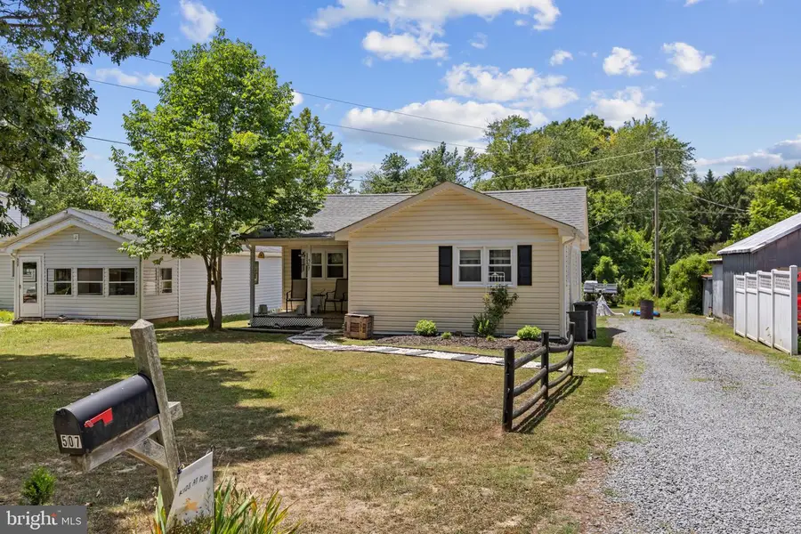 507 S Main St, Gordonsville, VA 22942 - #3