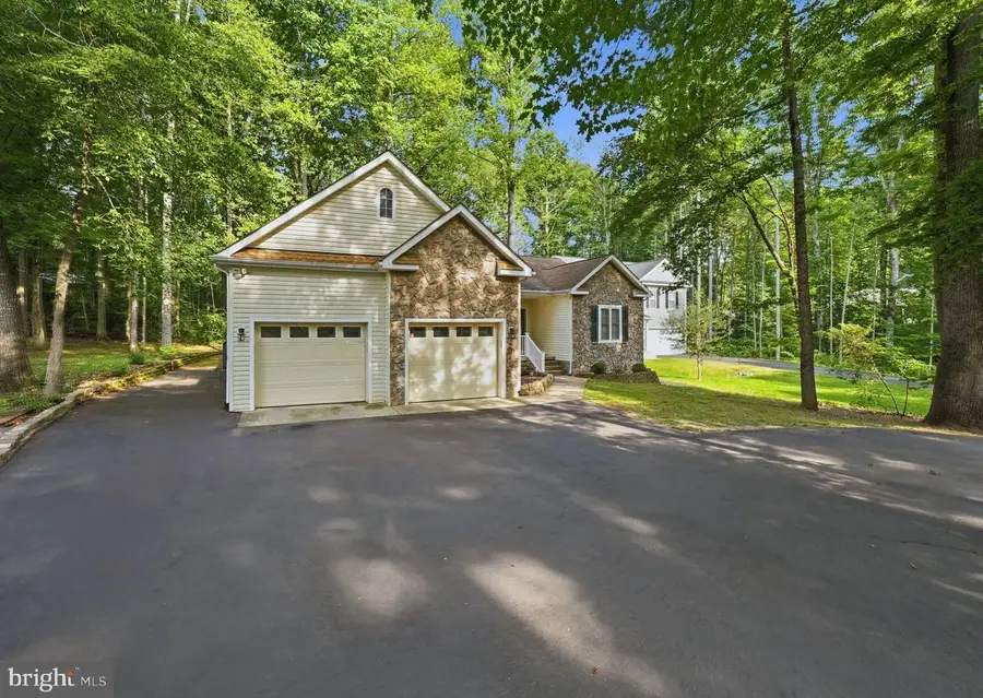 109 Butler Cir, Locust Grove, VA 22508 - #2