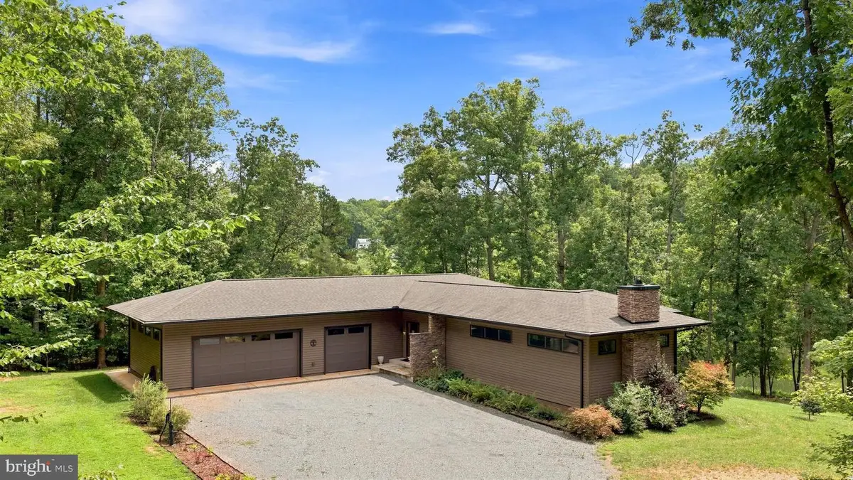 20492 Shore Dr, Orange, VA 22960 - #1