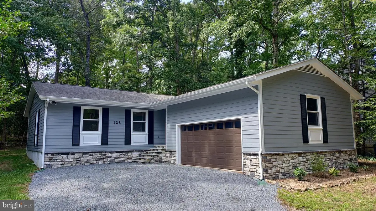128 Jefferson Ave, Locust Grove, VA 22508 - #1
