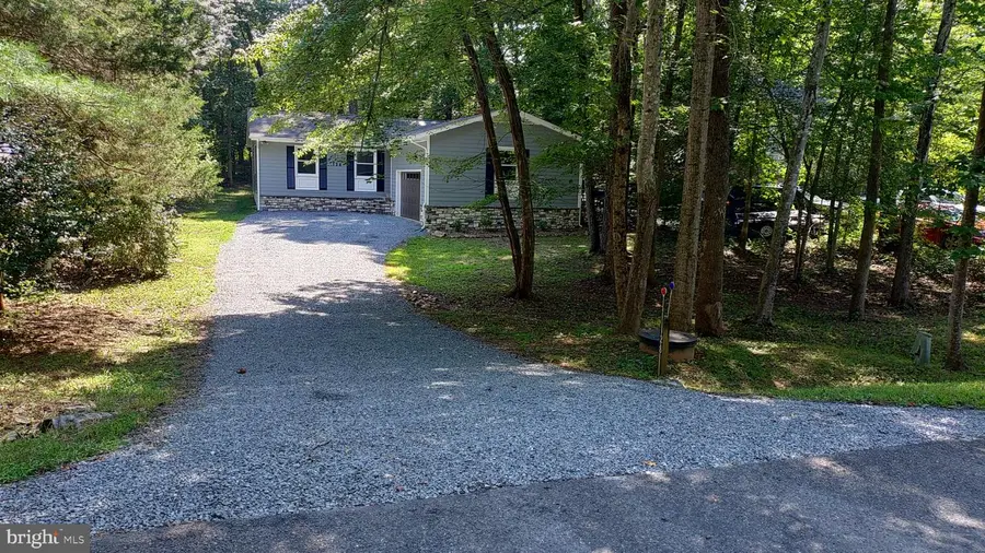 128 Jefferson Ave, Locust Grove, VA 22508 - #2
