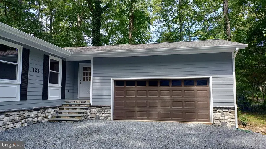 128 Jefferson Ave, Locust Grove, VA 22508 - #3