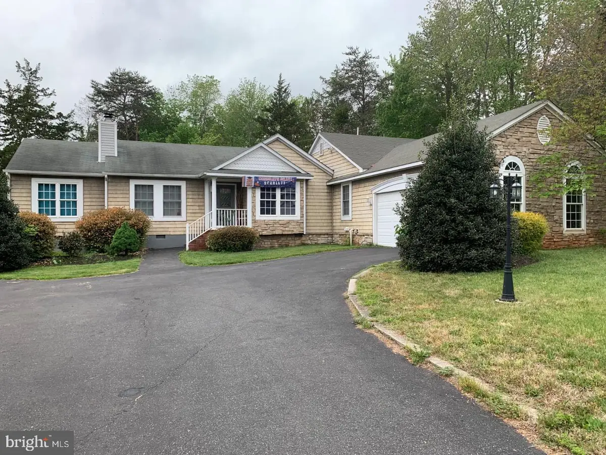 109 Fairfax Ln, Locust Grove, VA 22508 - #1