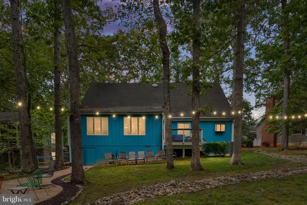 303 Limestone Ln, LOCUST GROVE, VA 22508