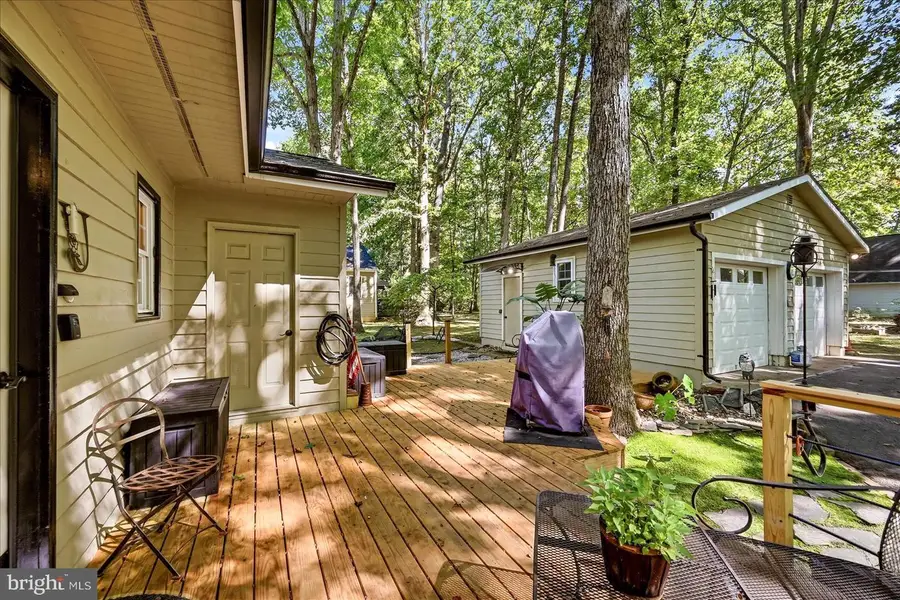 215 Washington St, Locust Grove, VA 22508 - #3