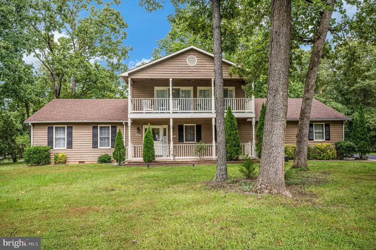 104 Freedom Rd, Locust Grove, VA 22508 - #1
