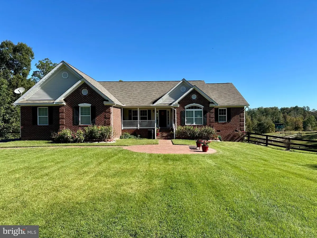 26245 Indian Trace Trl, Unionville, VA 22567 - #1