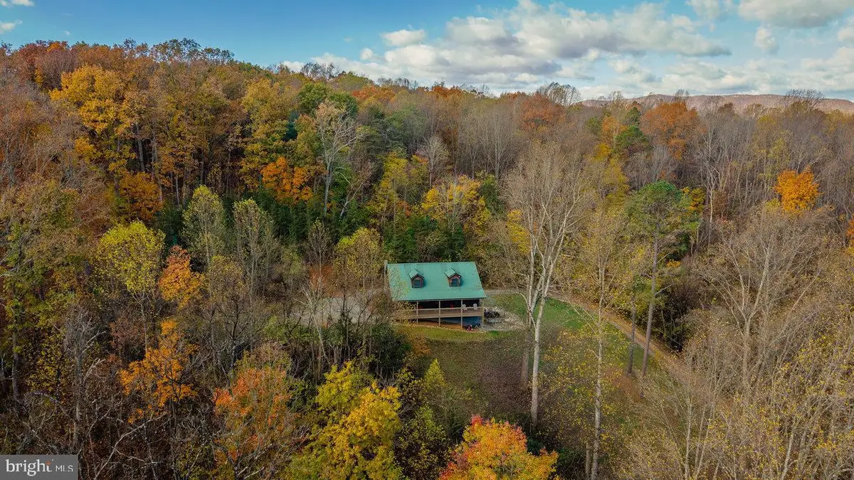 900 Crooked Run Rd, Shenandoah, VA 22849 - Image #1