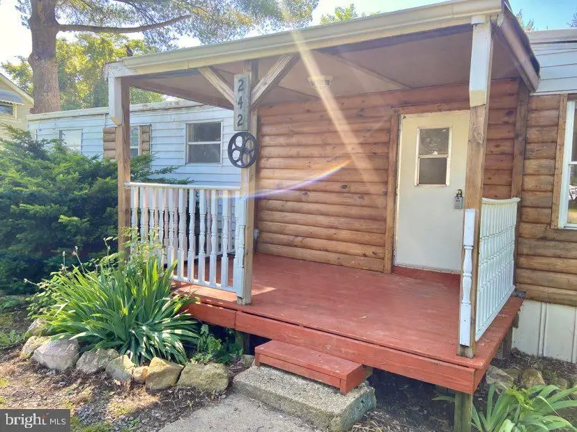 242 Trenton Ave, Shenandoah, VA 22849 - Image #2