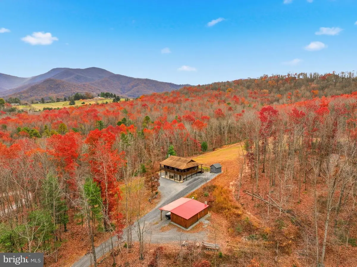 325 Old Wagon Rd, Luray, VA 22835 - Image #1