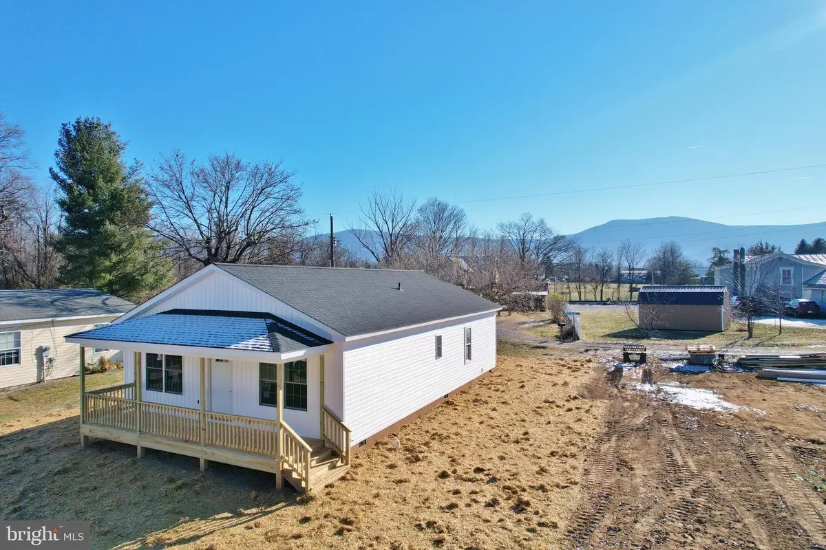 240 Deford Ave, Stanley, VA 22851 - Image #1