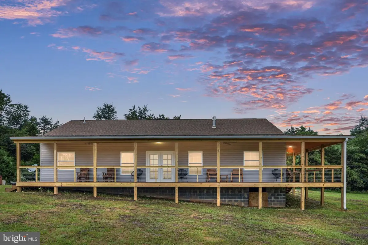 1195 Mountain View Dr, Rileyville, VA 22650 - #1