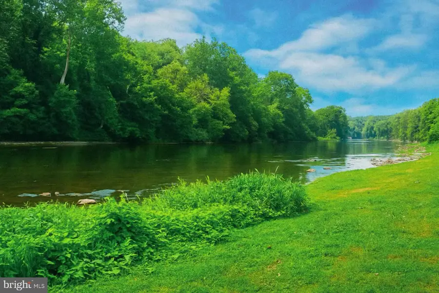 218 N View Dr, Stanley, VA 22851 - #2