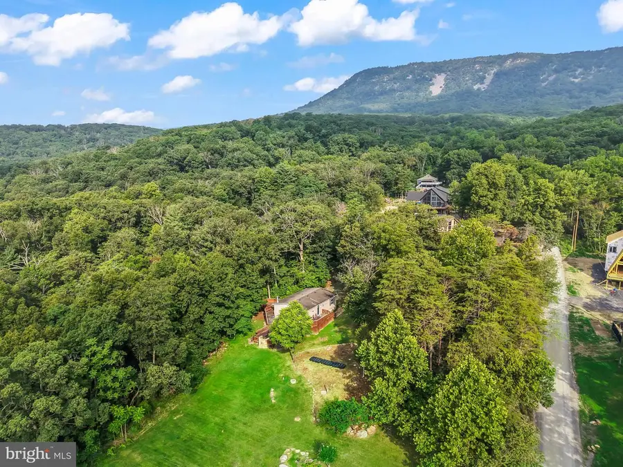 173 Meadow Rd, Luray, VA 22835 - #2