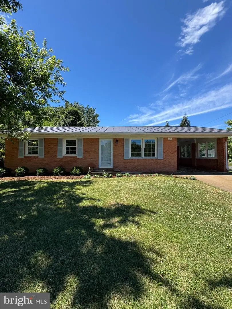 2 Springcrest Dr, Luray, VA 22835 - #1