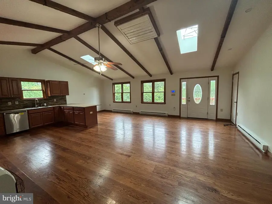 264 Cedar Ln, Luray, VA 22835 - #3