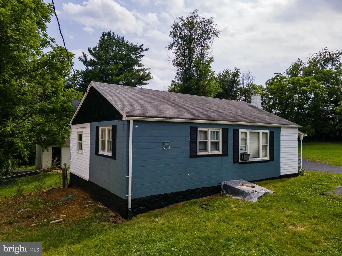 494 Chapel Rd, Stanley, VA 22851 - #1