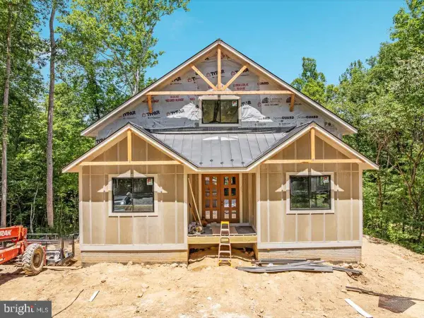 1346 Shipyard Rd, SHENANDOAH, VA 22849