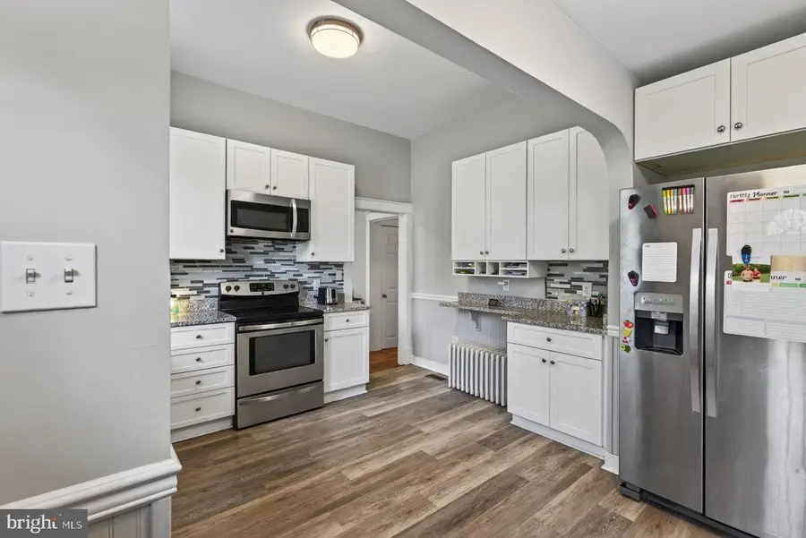 305 Virginia Ave, Shenandoah, VA 22849 - #3
