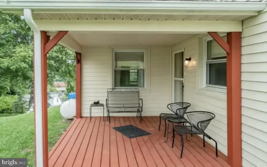 10 Nunn Ln, Luray, VA 22835 - #3