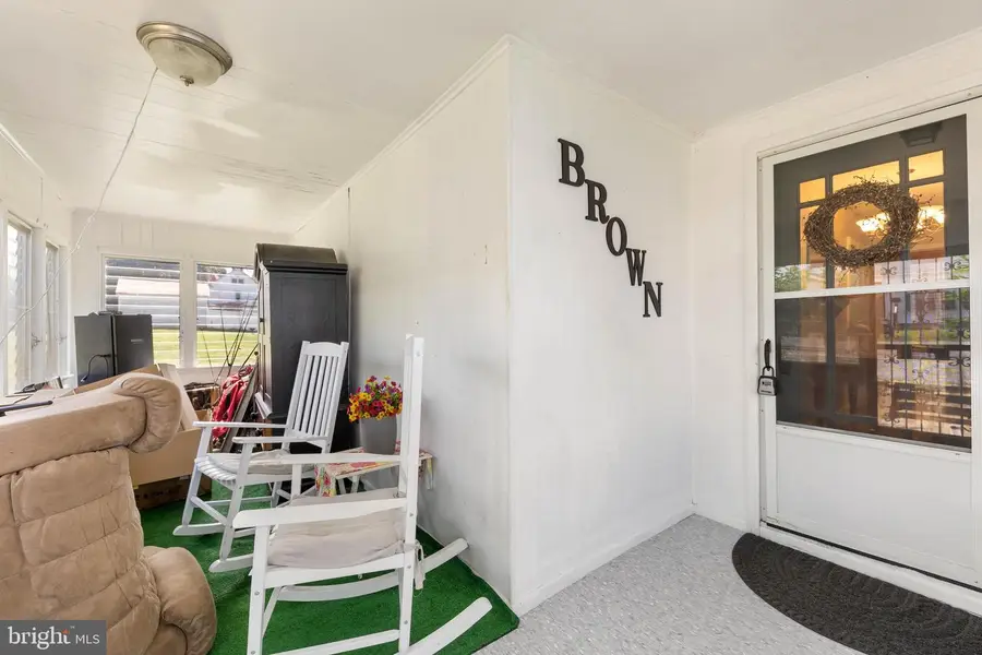 509 7th St, Shenandoah, VA 22849 - #2