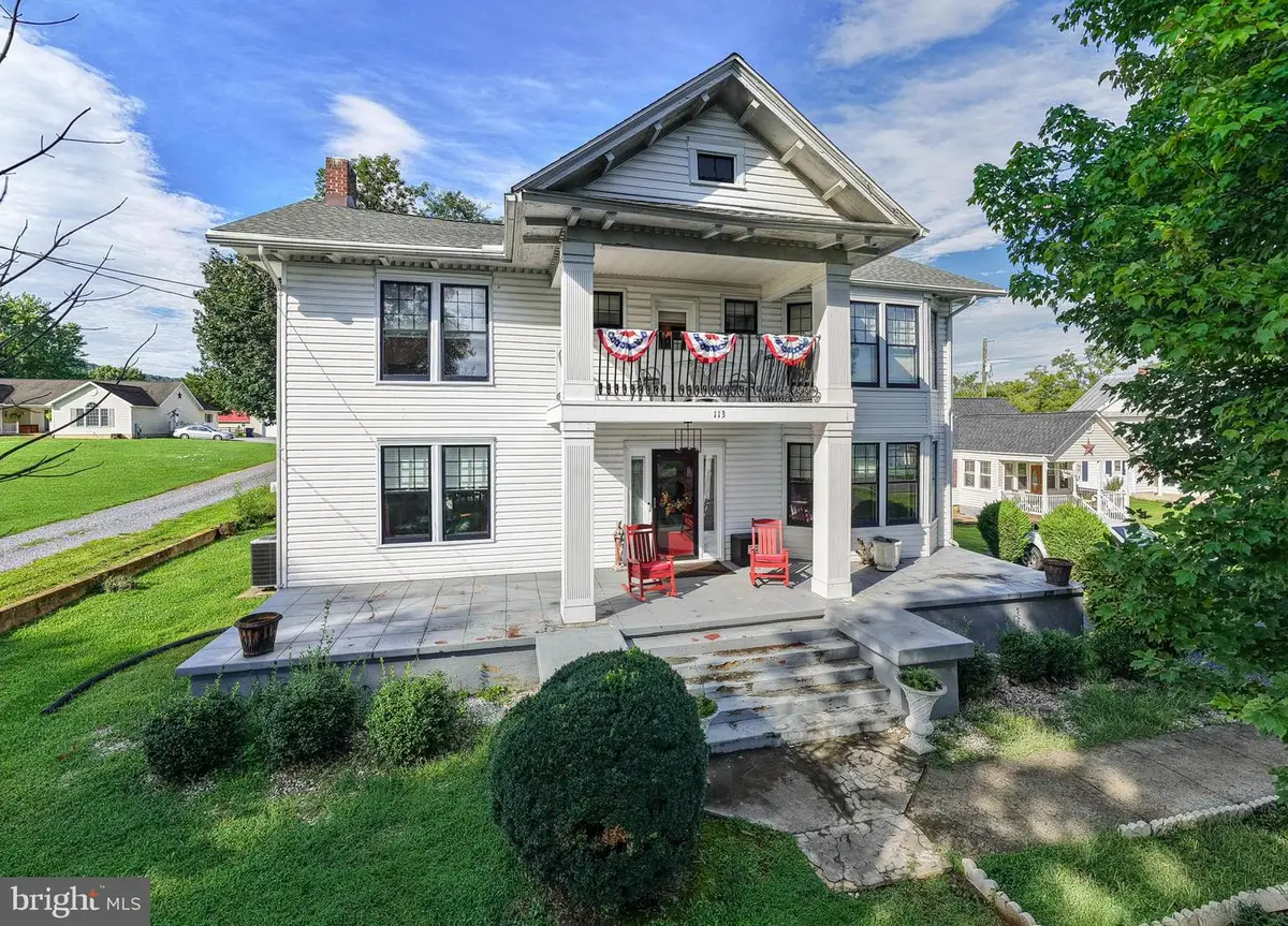 113 W Main St, Stanley, VA 22851 - #1