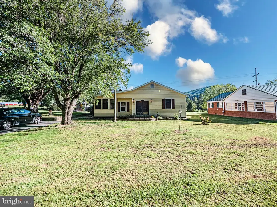 2468 Dry Run Rd, Luray, VA 22835 - #2