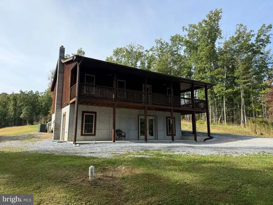 325 Old Wagon Rd, Luray, VA 22835 - #2