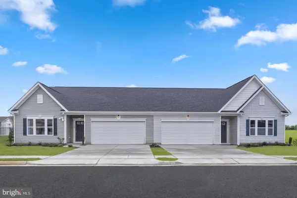 300 Caterpillar Dr, LURAY, VA 22835