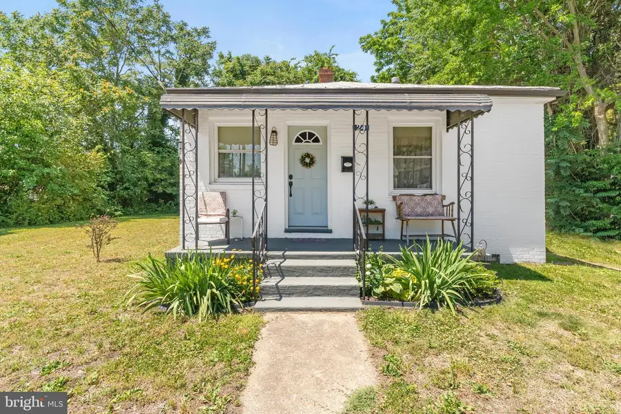 24 S Burch St, Petersburg, VA 23803 - #3