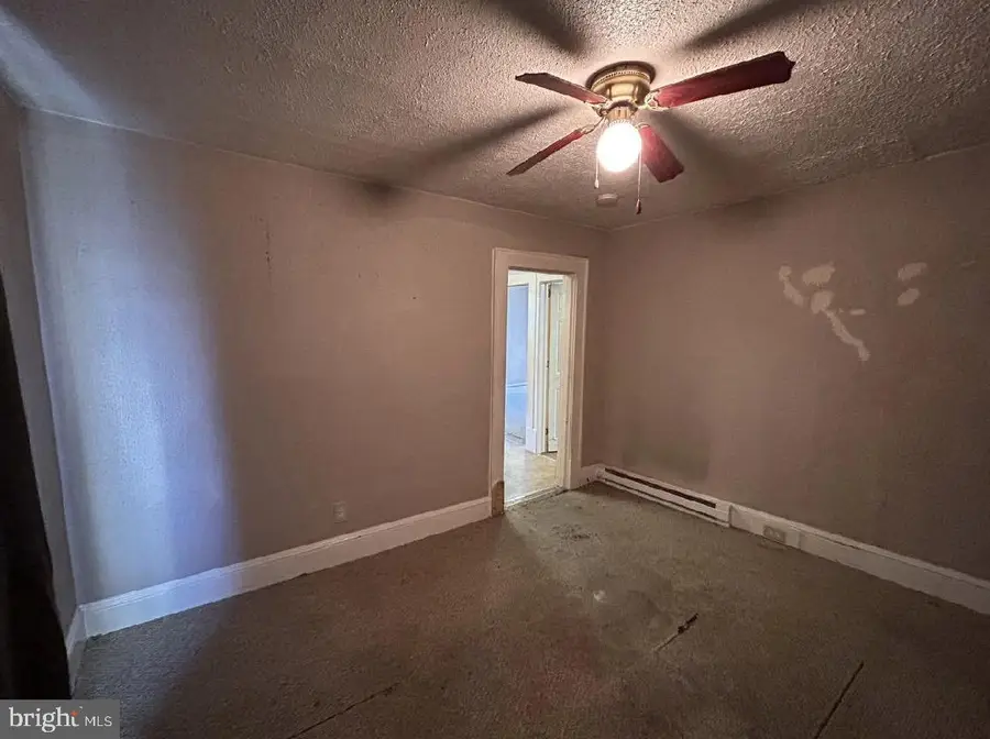 247 11th Street Nw Dr, Pulaski, VA 24301 - #3