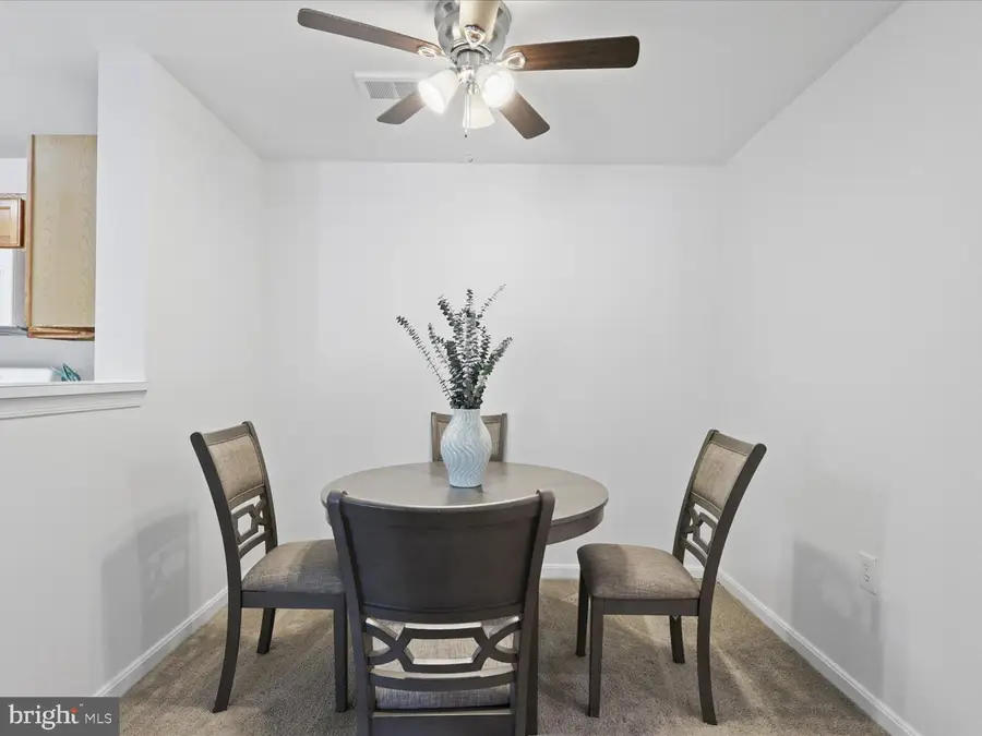 1061 Gardenview Loop #101, Woodbridge, VA 22191 - Image #2