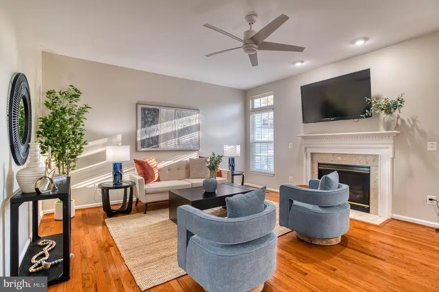 17057 Loftridge Ln, Gainesville, VA 20155 - Image #3